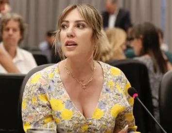 72404942-5571-4930-aed6-020ebfc315a4