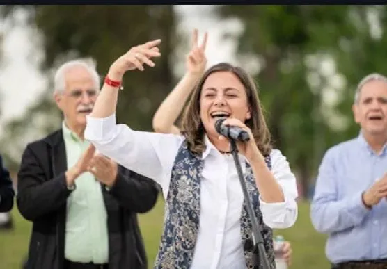 a48f0ea1-e204-4d4a-8823-df1221ab8095