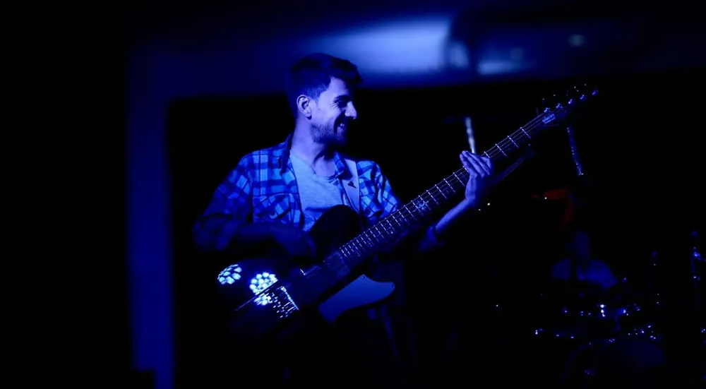 f630bbb9-4300-4ae8-a0d6-f85df49e4182