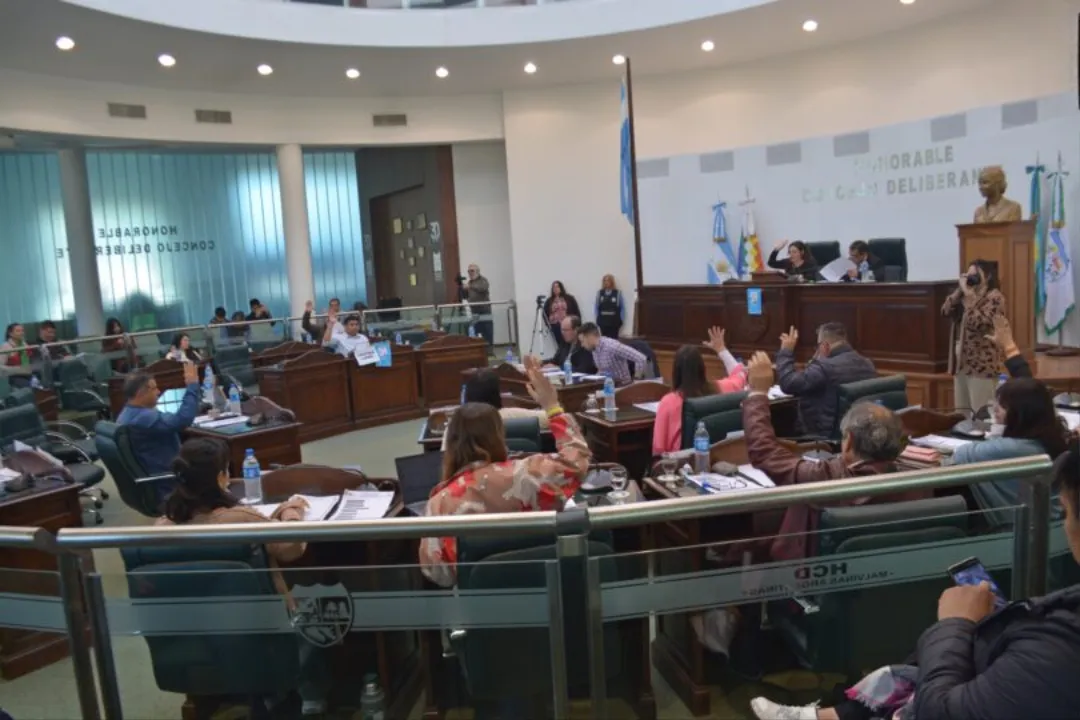 Zuccarini les pidió a los ediles de Malvinas Argentinas que expliquen a los vecinos el valor de votar.