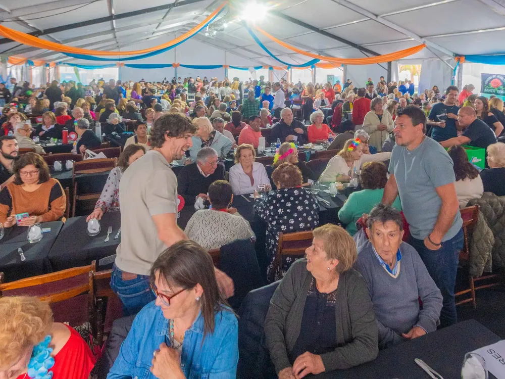 San Fernando celebró el Día del Jubilado con una fiesta para más de 3.000 adultos mayores