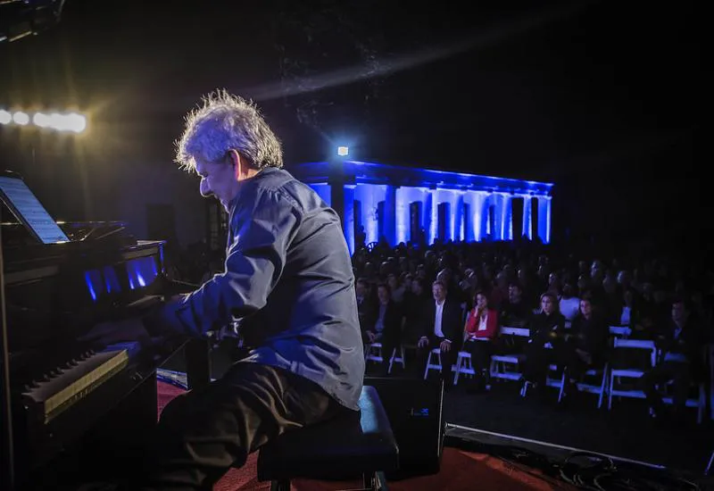 37484775832_aa3d3d724d_c