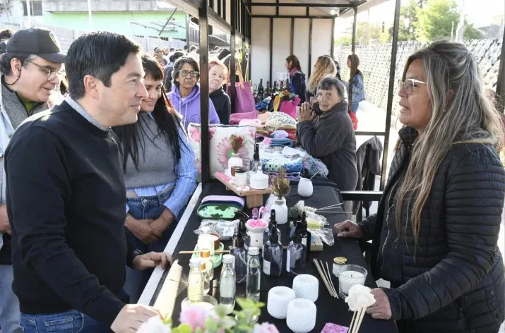 Malvinas Argentinas Gran inauguración del Paseo Ferial de Ing. Adolfo Sourdeaux