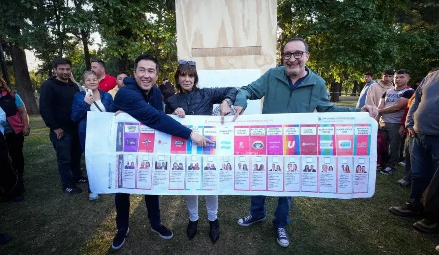 Nardini y Teresa García llevaron la campaña a Malvinas Argentinas con ONG’s y juventud