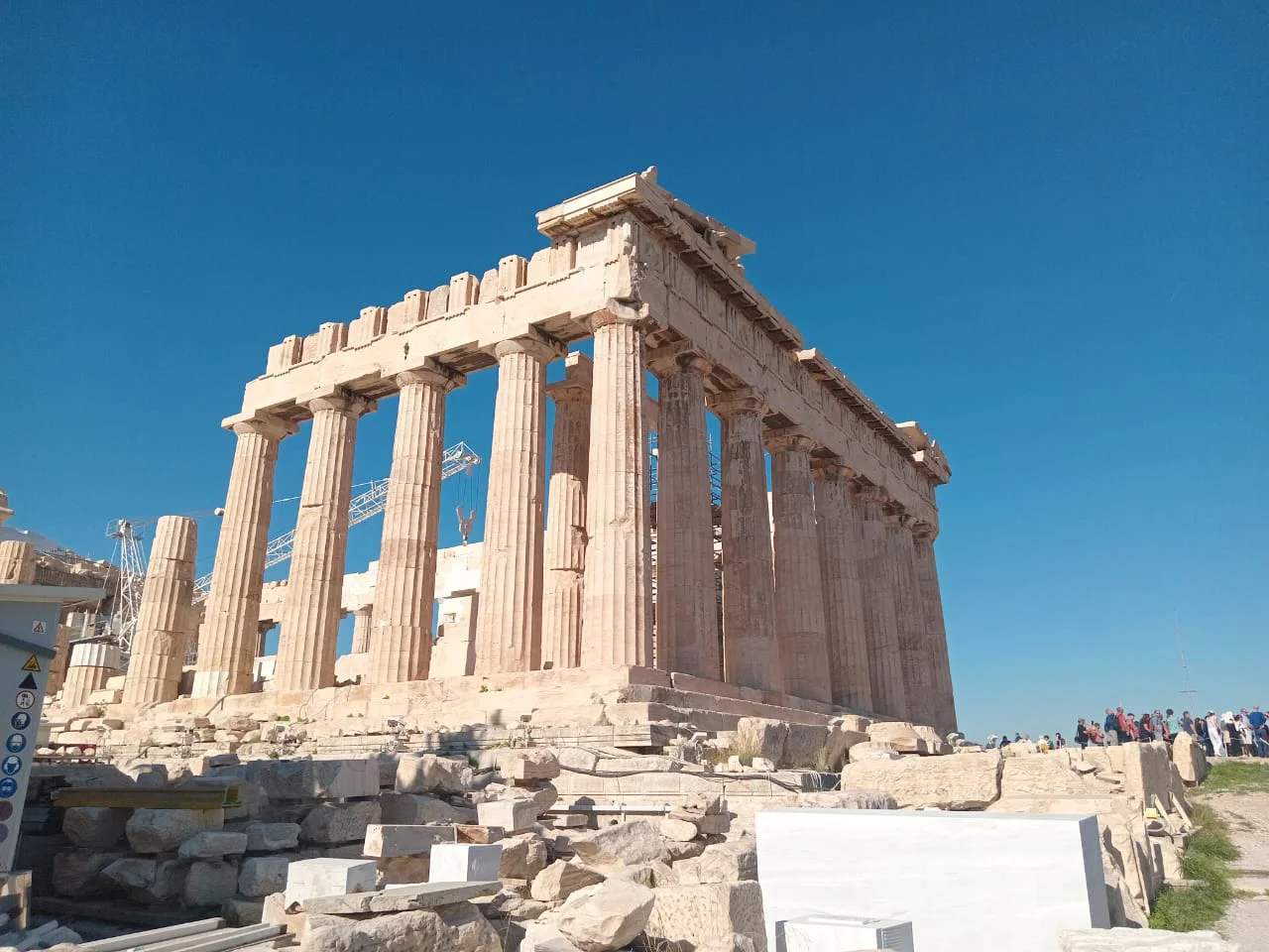 73dd0469-e605-4c97-b480-f60b2d997b80