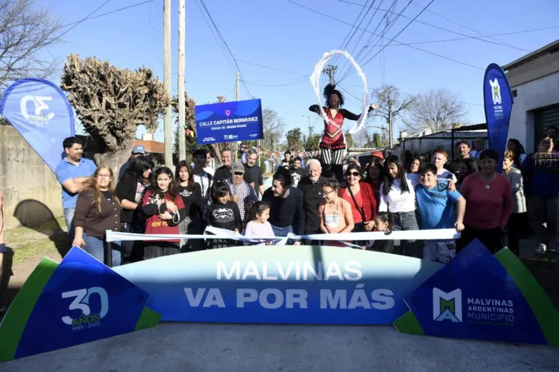 Nardini inauguro nuevos pavimentos