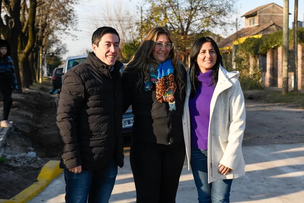 IMG_6A25B2-DF758D-845676-AE8951-EC4F4B-B13D3A