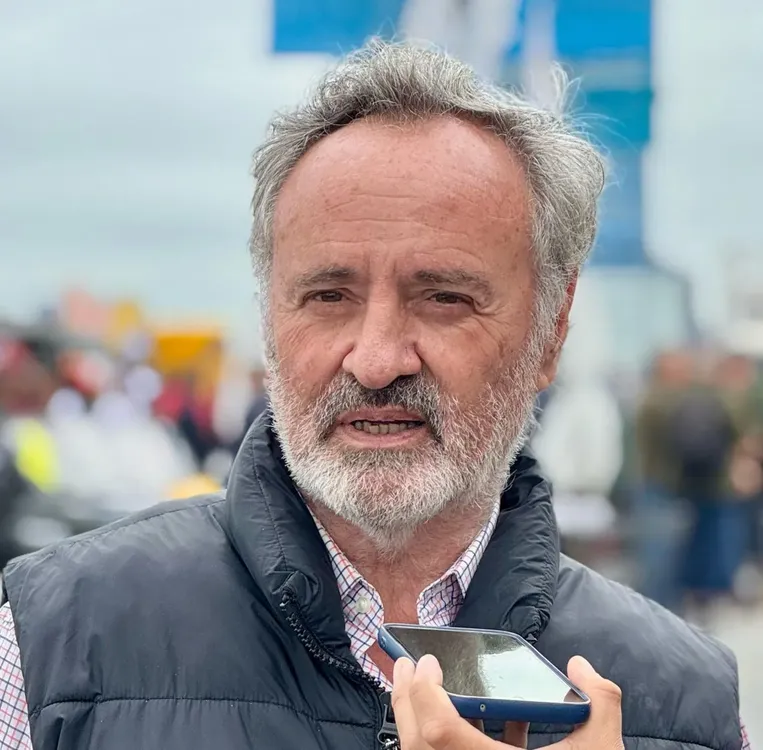 Joaquín De la Torre apuesta a lo local y marca distancia del Gobierno nacional