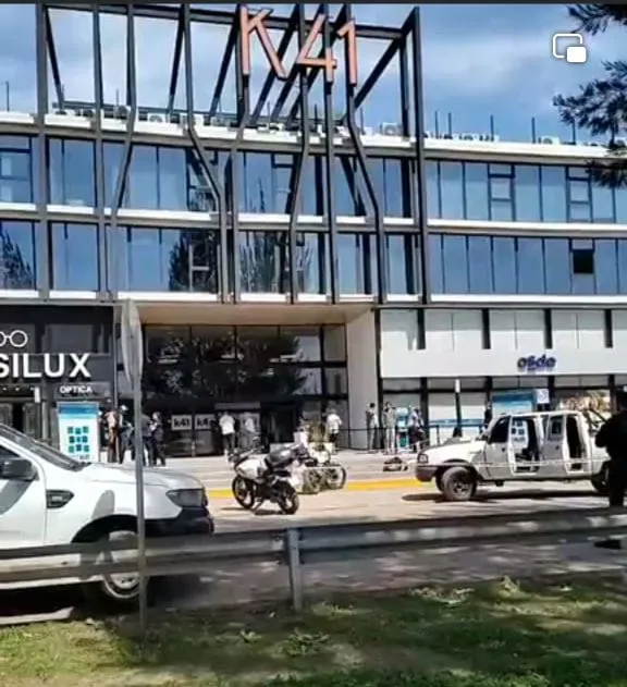 e5277c2d-3ecc-486b-9a87-7e969b0870b3