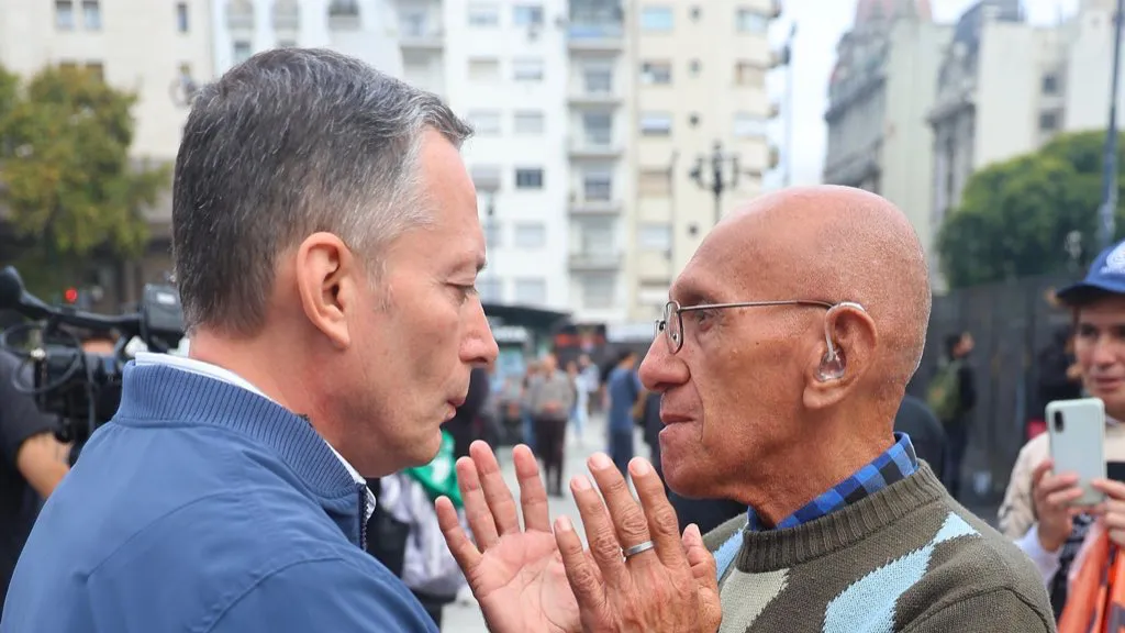 39925d3d-b906-4843-b03c-87a1ac542857