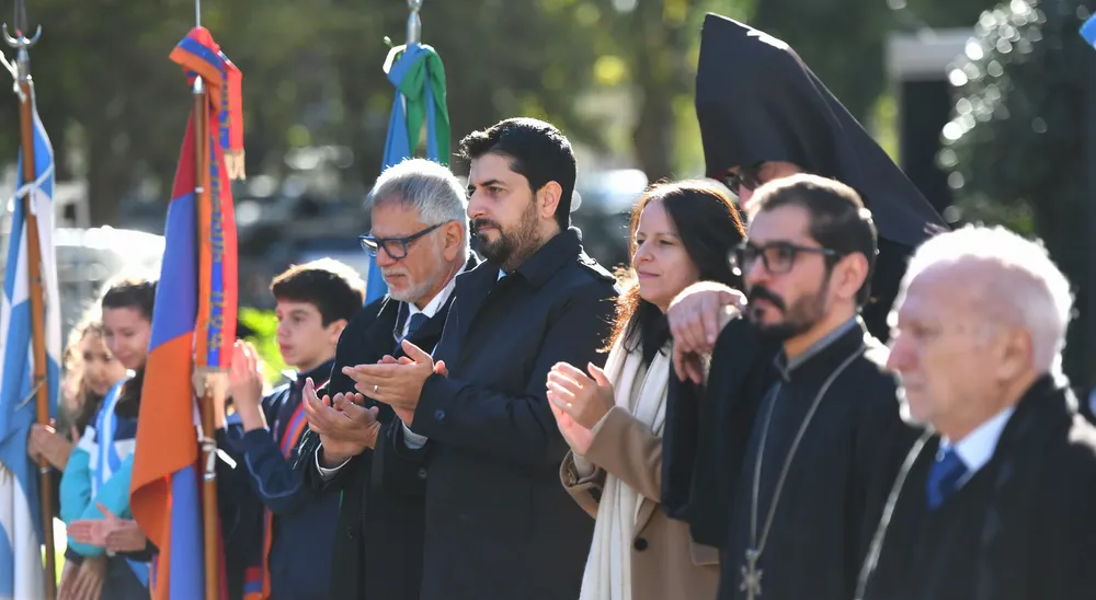 NOTA 1 VICENTE LOPEZ GENOCIDIO