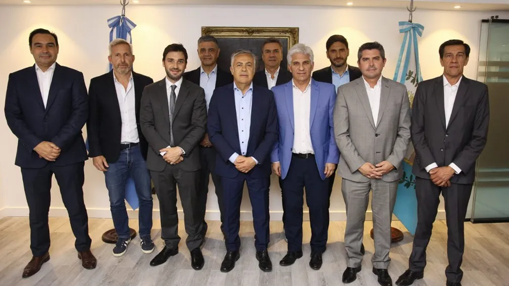 las-provincias-se-declaran-en-emergencia-y-el-gobierno-nacional-convoco-a-una-cumbre-de-gobernadores