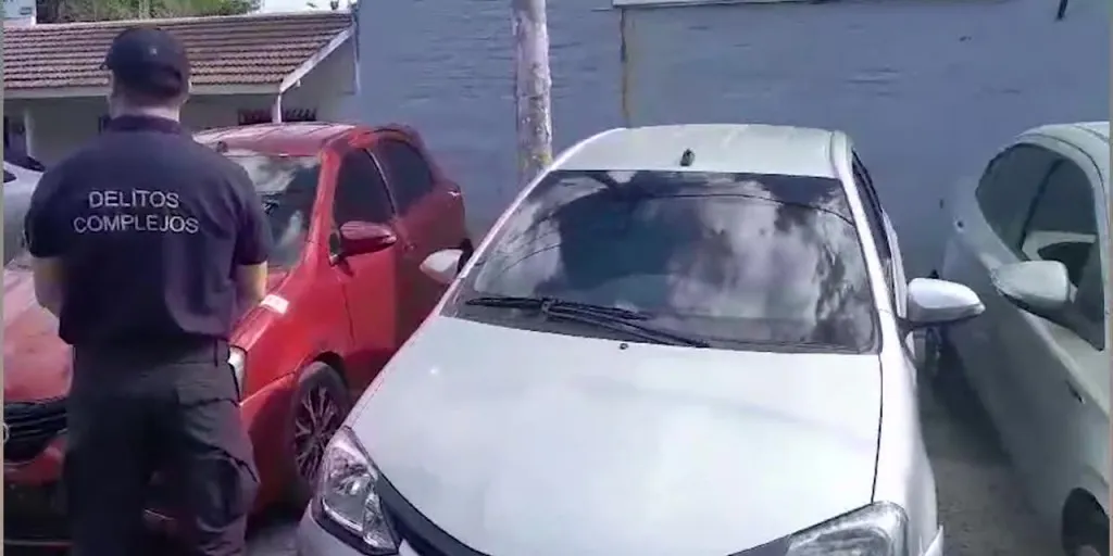banda robo autos