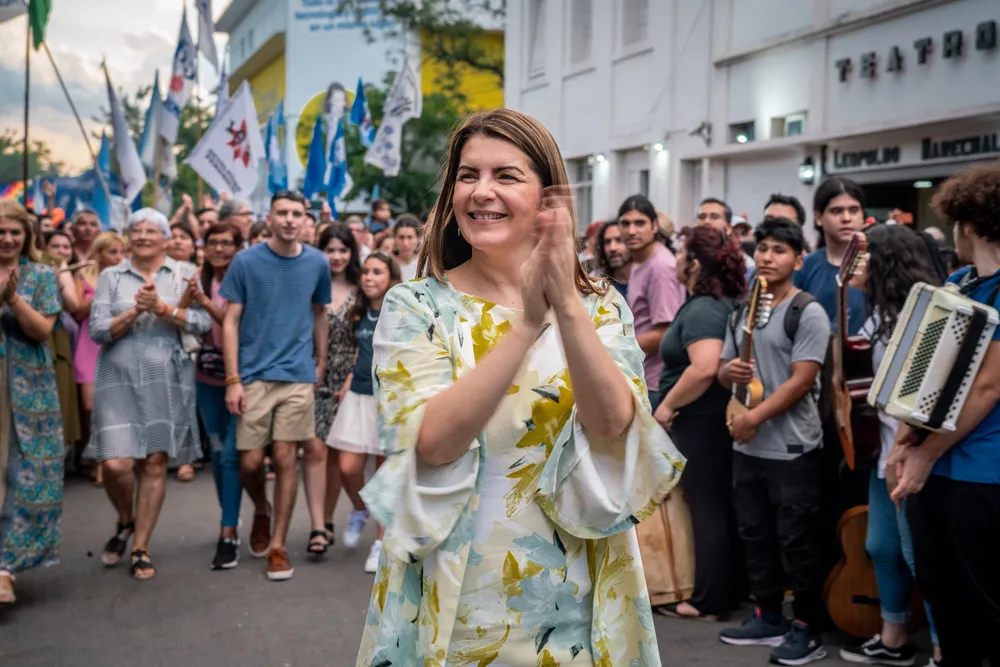 NOTA IZQUIERDA ABAJO CON FOTO