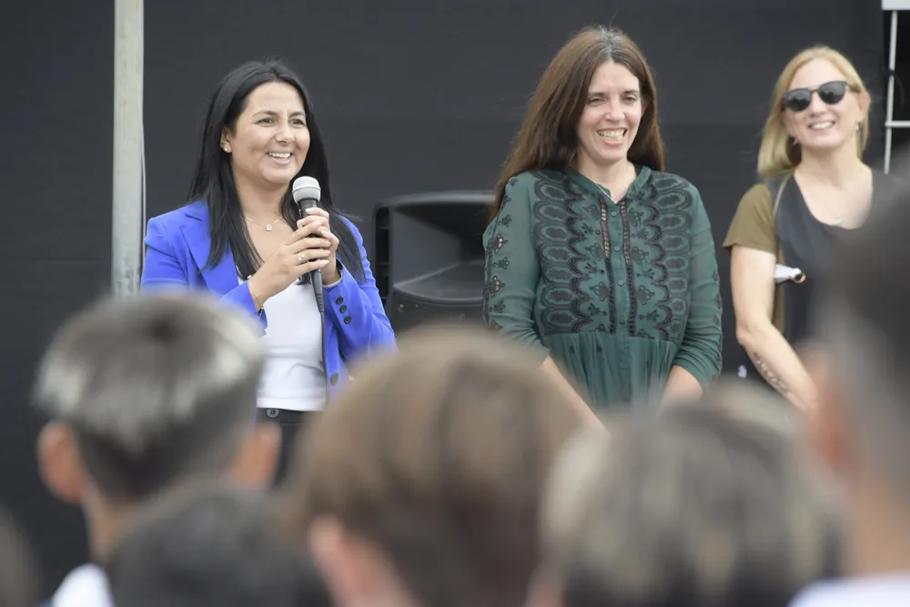 NOTA ARRIBA MALVINAS ARGENTINAS