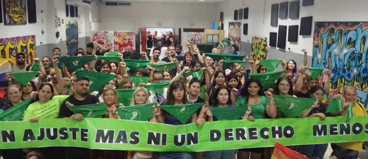 14d9a194-1eab-42c6-a1db-b2927d9d52f8