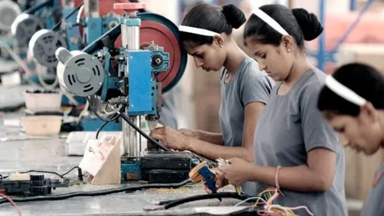 NOTA 1 CAIDA INDUSTRIAL