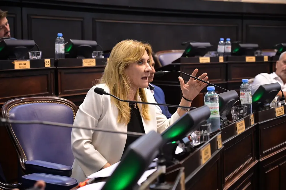 NOTA 2 ALEJANDRA LORDEN