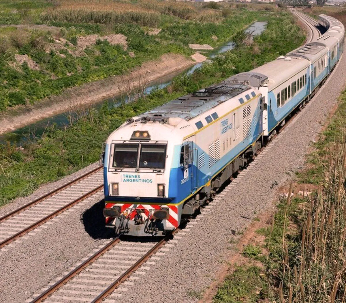 NOTA 1 TRENES
