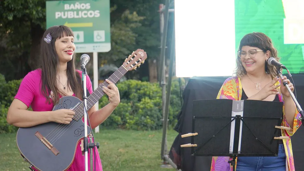 NOTA 1 MUJERES DE MERLO