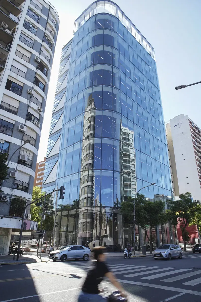 El presidente y su hermana estuvieron en la inauguración del edificio de Corporación América en Vicente López.