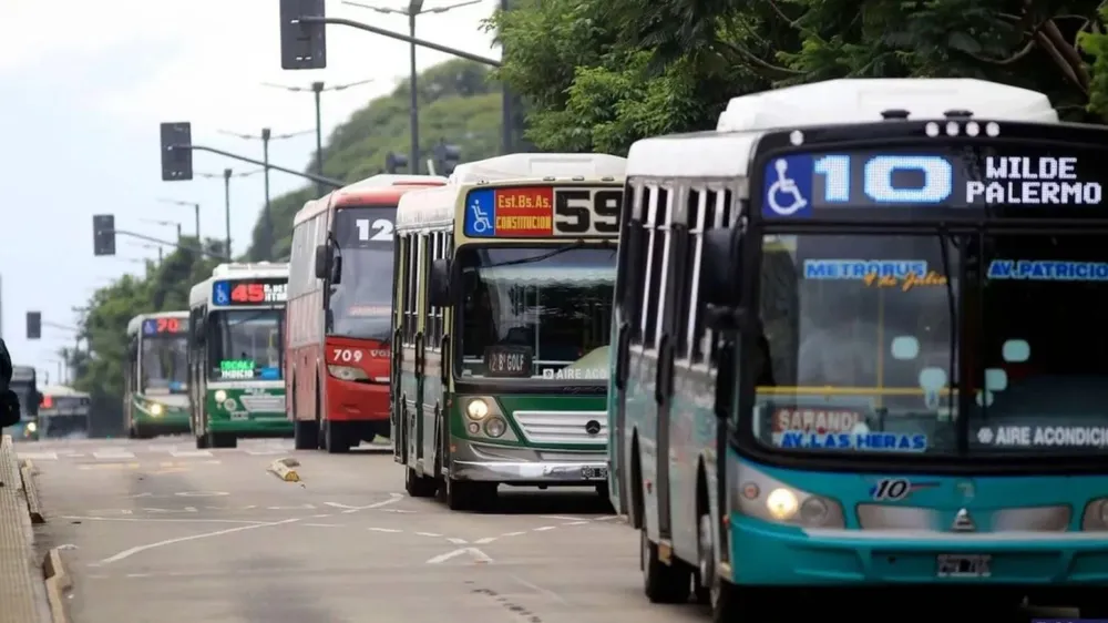 paro-de-colectivos-1-jpg.