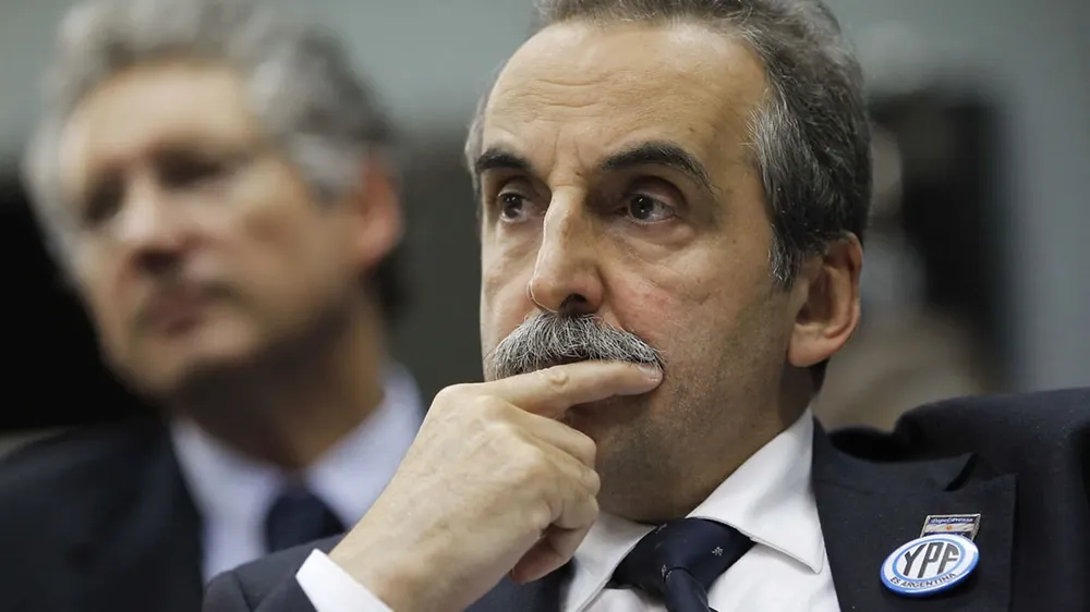 guillermo-moerno-1920-3