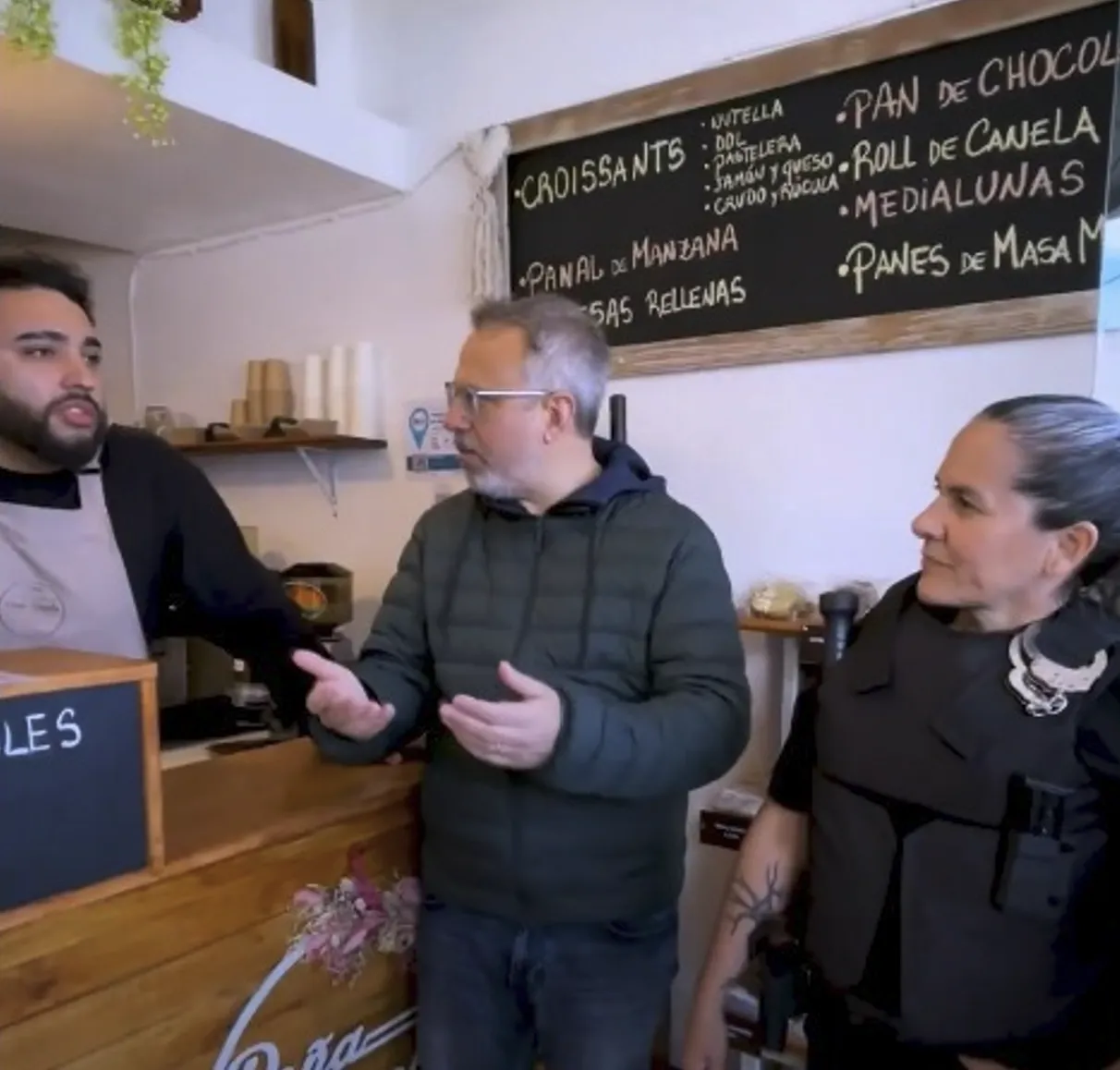 Valenzuela municipaliza el discurso y pone el foco en la seguridad