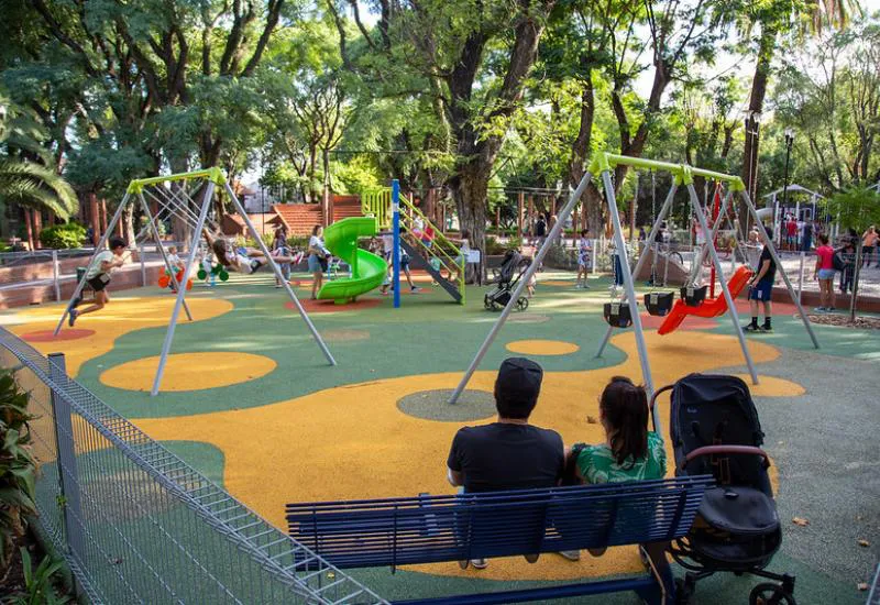 nuevos_juegos_en_la_plaza_9_de_julio_1