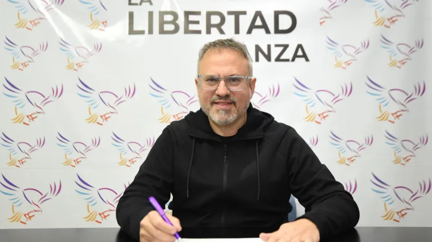 Valenzuela entusiasmado con las encuestas, pero no con el clima libertario