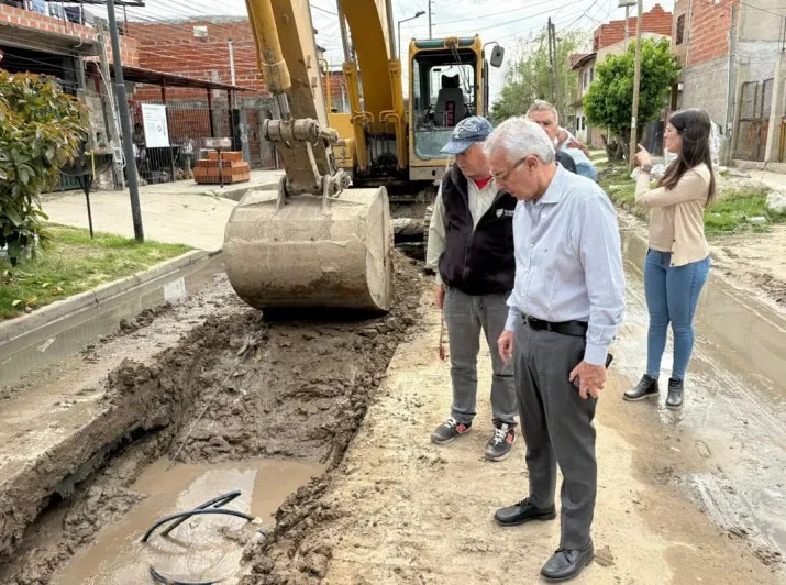 Julio Zamora supervisó obras de entubamiento en General Pacheco para prevenir inundaciones en Tigre