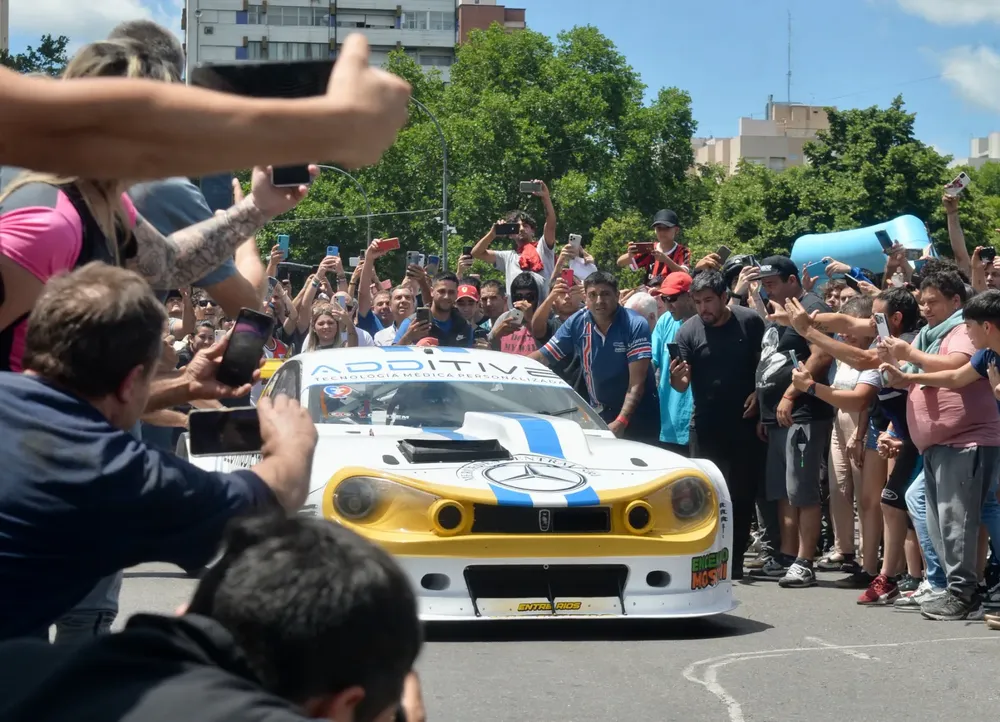 194b4a3c-122e-4157-b282-3a9d6018c0b7