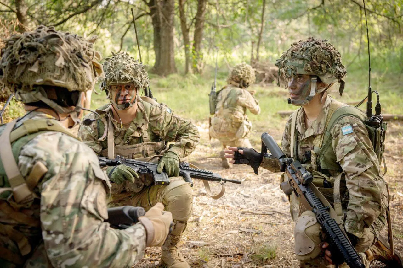 NOTA 1 ROBERTO CARLOS LÓPEZ