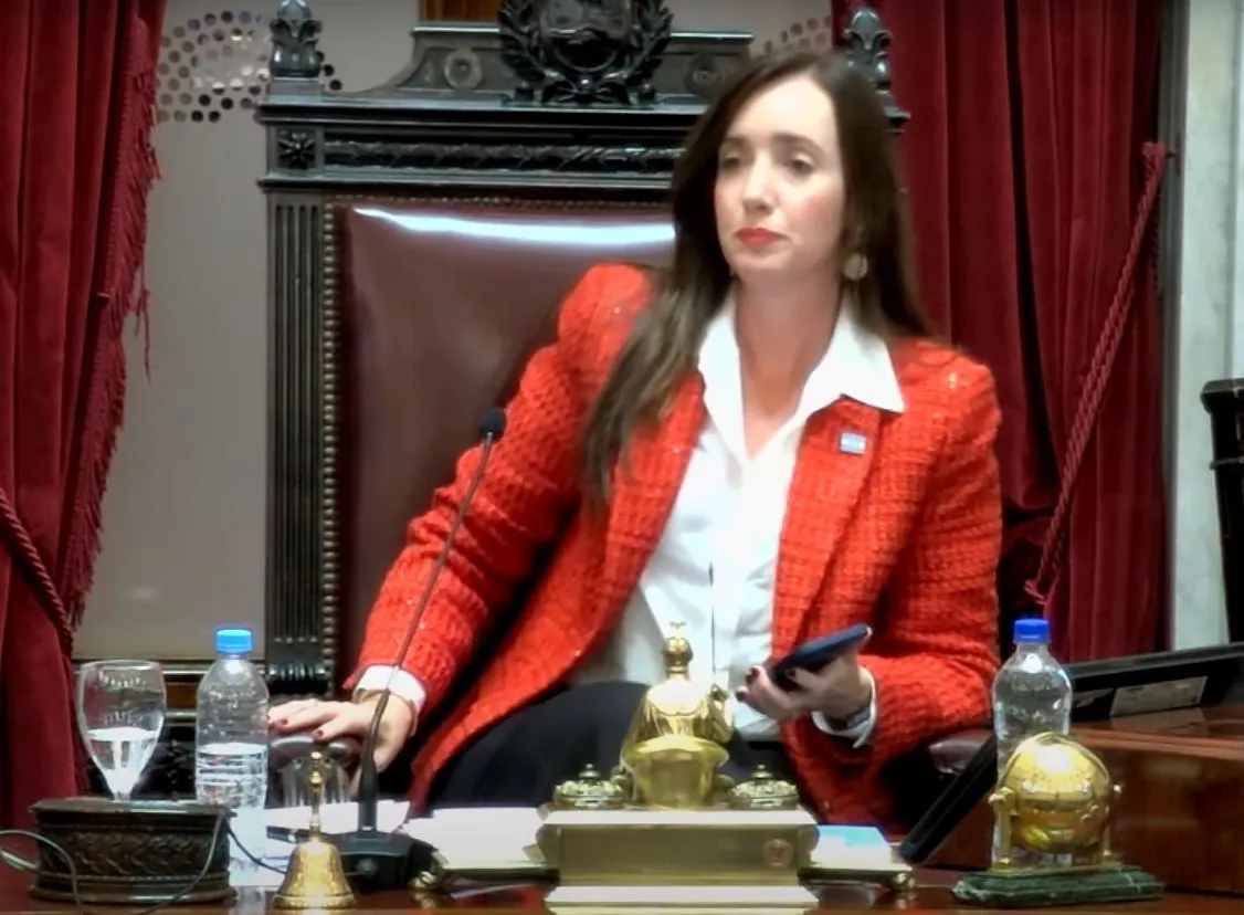 Villarruel encabeza las negociaciones de la ley Bases