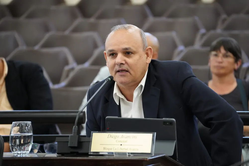 EL concejal Avancini rompe con LLA Tigre