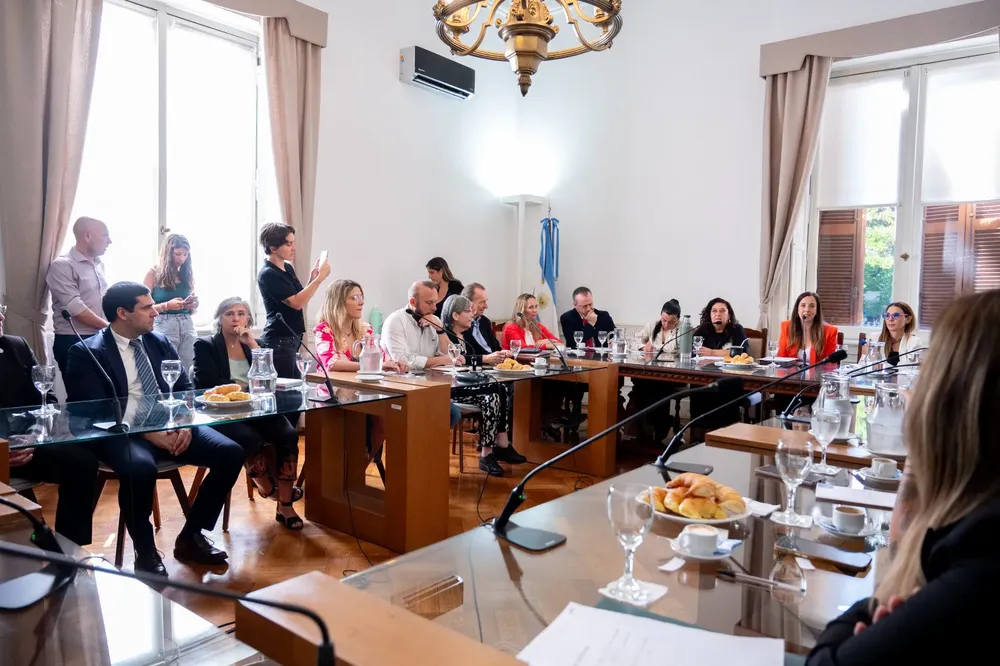 1b01dcb9-427e-44ba-afa8-de0cf507d681