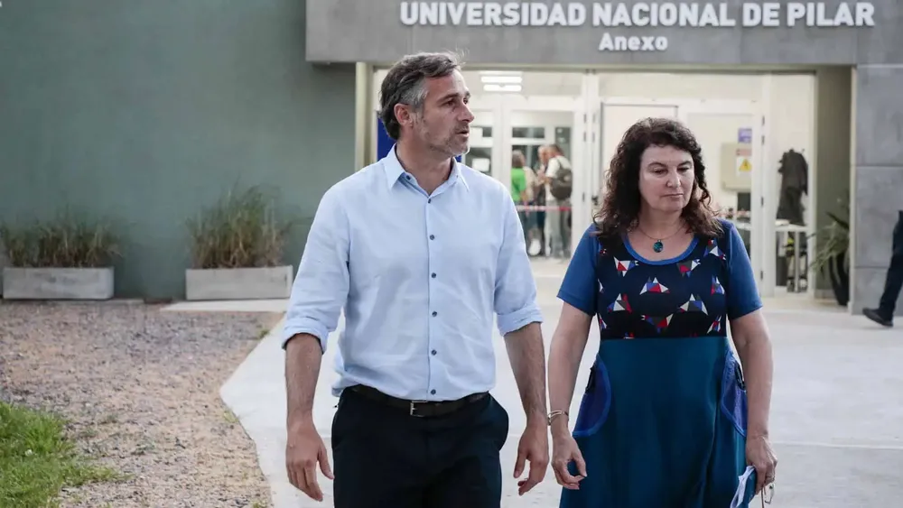 Achával recorrió la Universidad Nacional de Pilar a dos años de su creación y destacó el rol de la comunidad