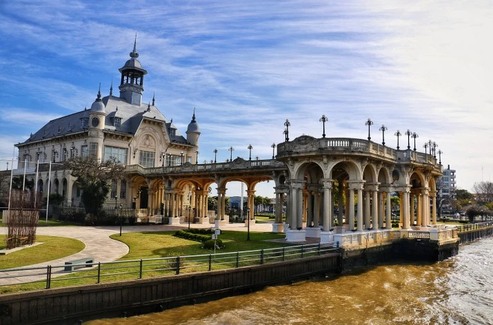 671b97c46ce5b_715_472!