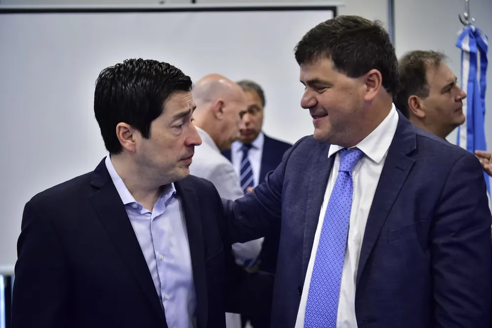 053c99c7-70cd-4207-9048-7002668b1823