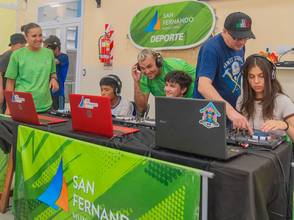3 talleres gaming dj san fernando