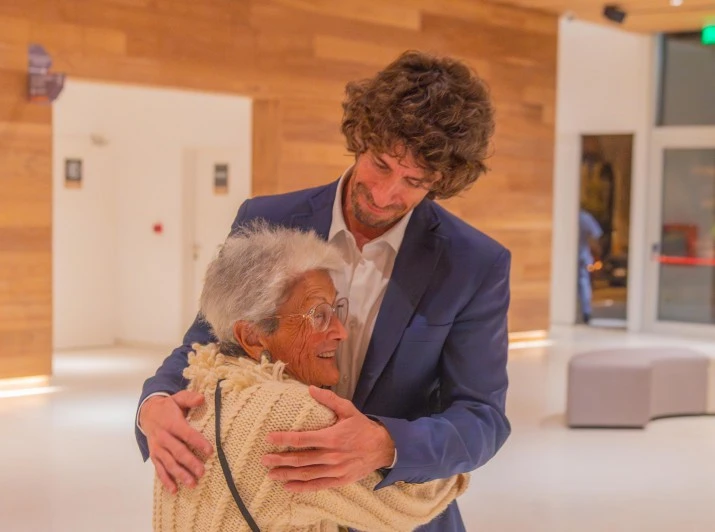 67fce36ec7ec7_715_532!