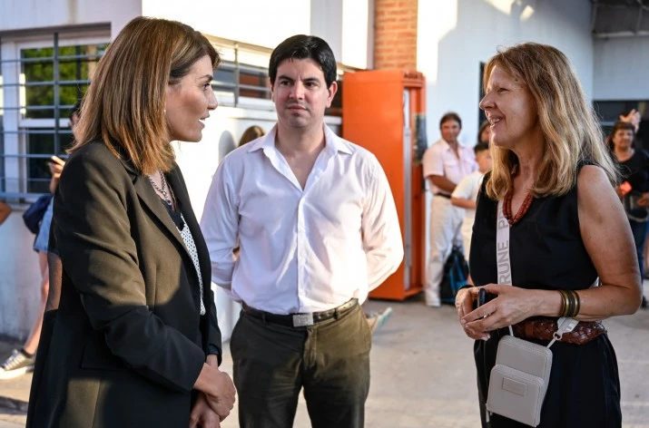 676e983335516_715_472!